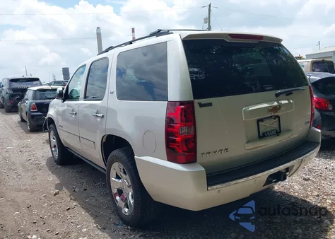 2010 Chevrolet Tahoe Ltz из США, поврежденный, VIN 1GNUKCE09AR187118